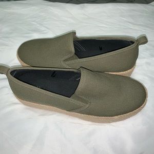 Olive Espadrilles styled sneakers